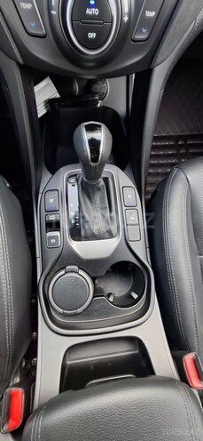Hyundai Maxcruz-13