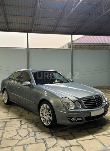 Mercedes E 220-4