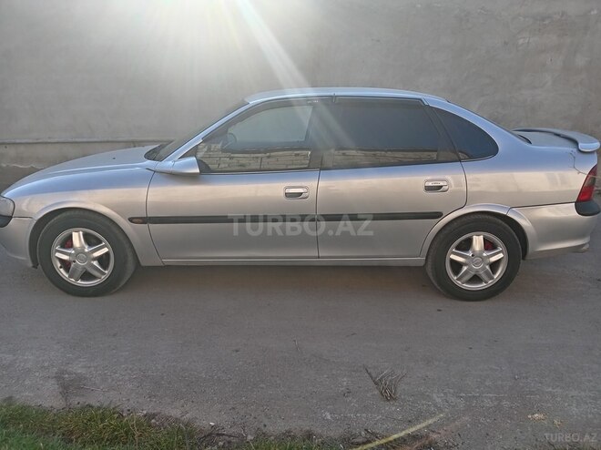 Opel Vectra-5