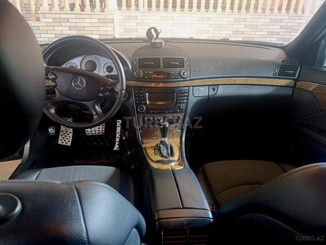 Mercedes E 220-6
