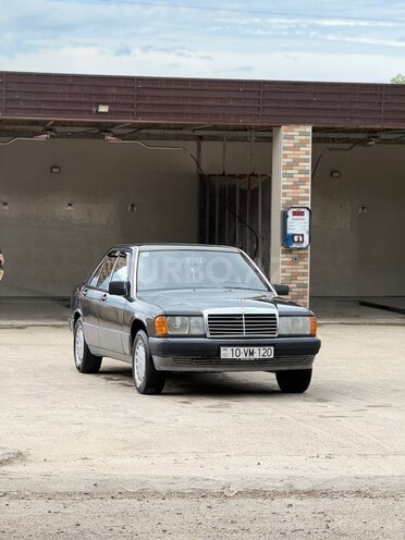 Mercedes 190-3