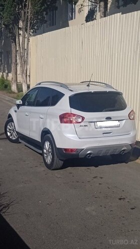 Ford Kuga-13