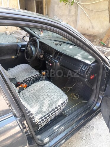 Opel Vectra-6
