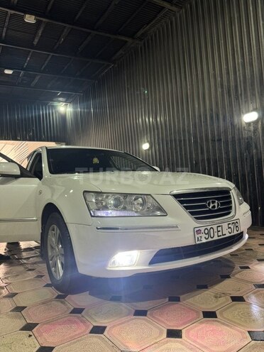 Hyundai Sonata-6