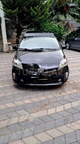 Toyota Prius-11