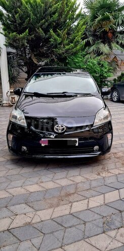 Toyota Prius-16