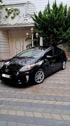 Toyota Prius-17