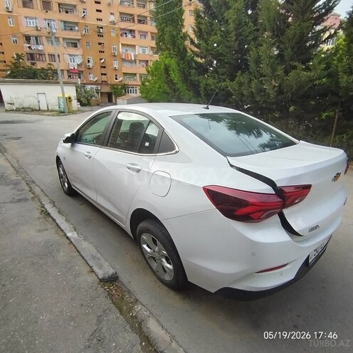 Chevrolet Onix-4