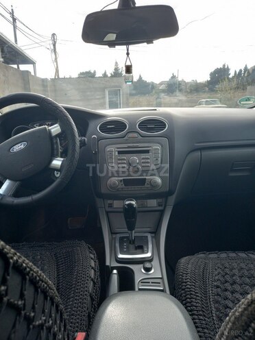 Ford Focus-3