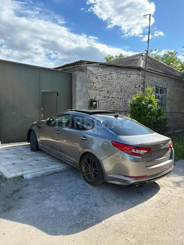 Kia Optima-5