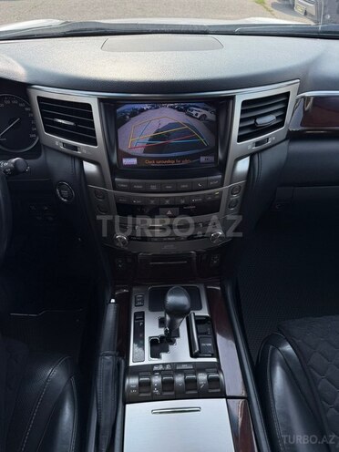 Lexus LX 570-8