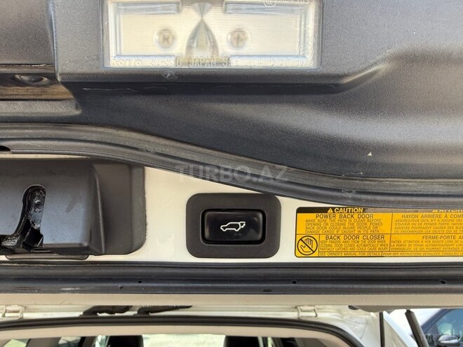 Lexus LX 570-20