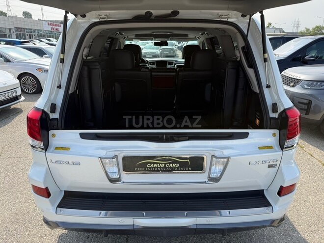 Lexus LX 570-21