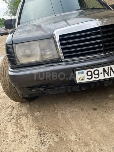 Mercedes 190-3
