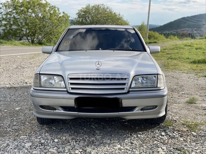Mercedes C 180-1