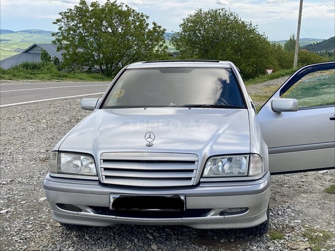 Mercedes C 180-4