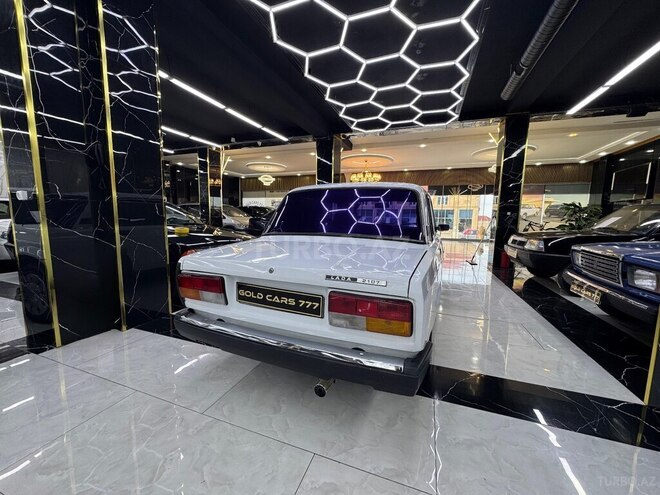LADA (VAZ) 2107-3