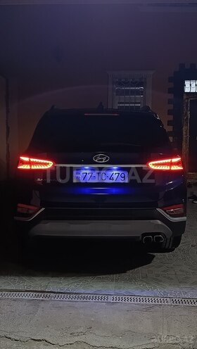 Hyundai Santa Fe-3