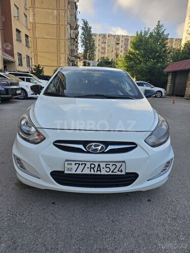 Hyundai Accent-1