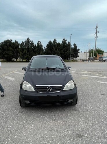Mercedes A 210-4