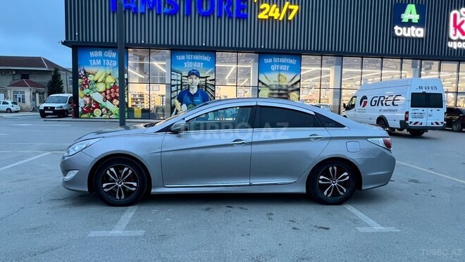Hyundai Sonata-3
