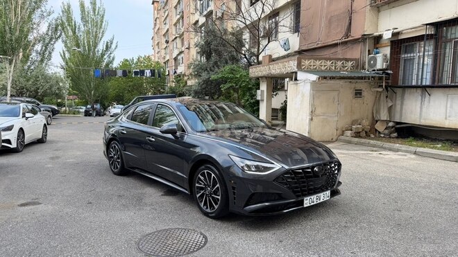Hyundai Sonata-5