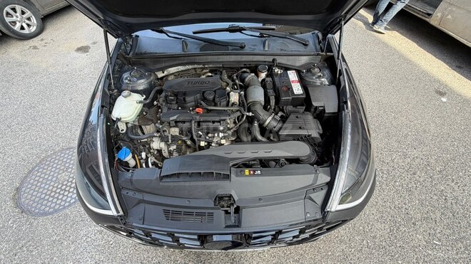 Hyundai Sonata-15