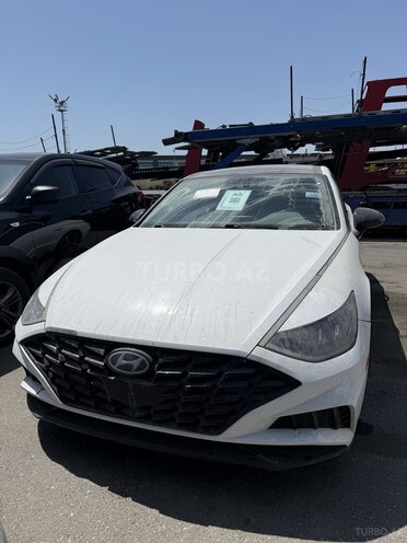Hyundai Sonata-3