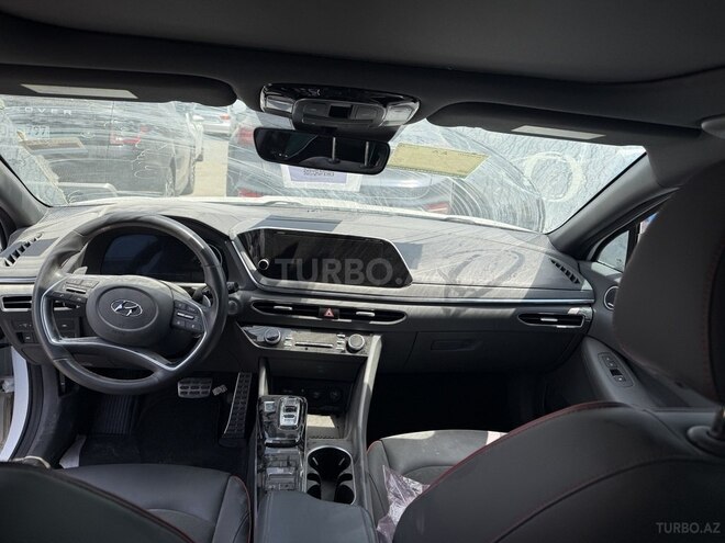 Hyundai Sonata-5