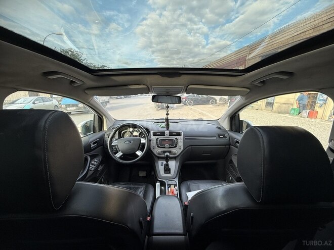 Ford Kuga-15