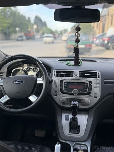 Ford Kuga-14