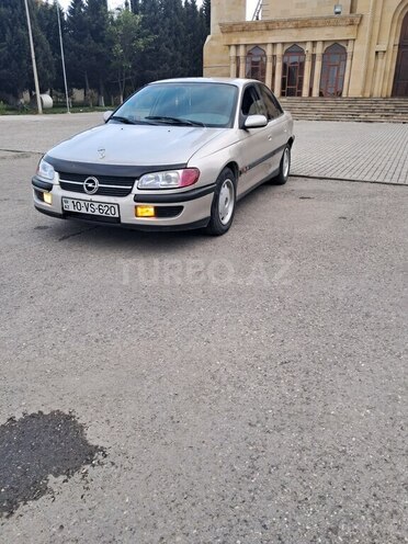 Opel Omega-7