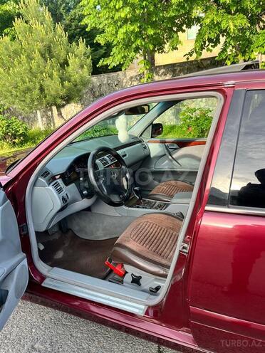 Mercedes E 220-6