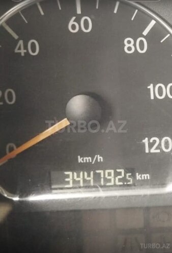 Mercedes Atego 818-6