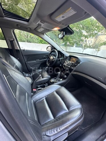 Chevrolet Cruze-8