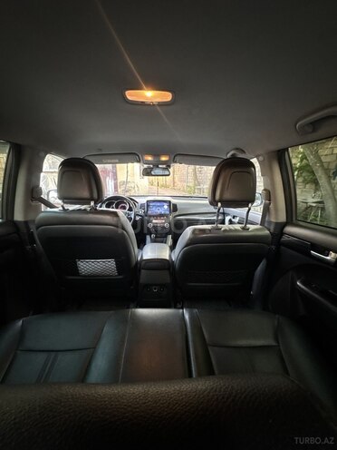 Kia Sorento-10