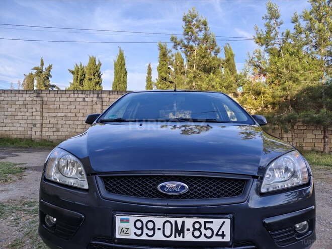 Ford Focus-10