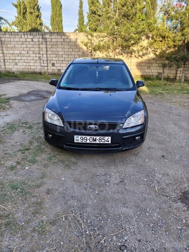 Ford Focus-14