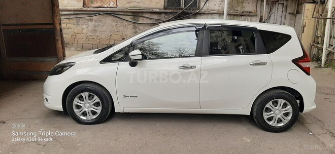 Nissan Note-3
