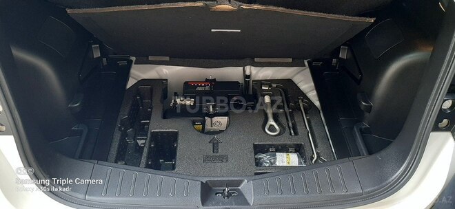 Nissan Note-8