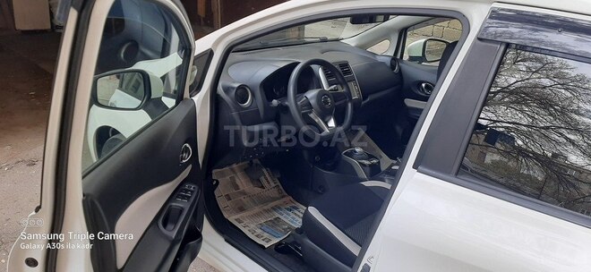 Nissan Note-6