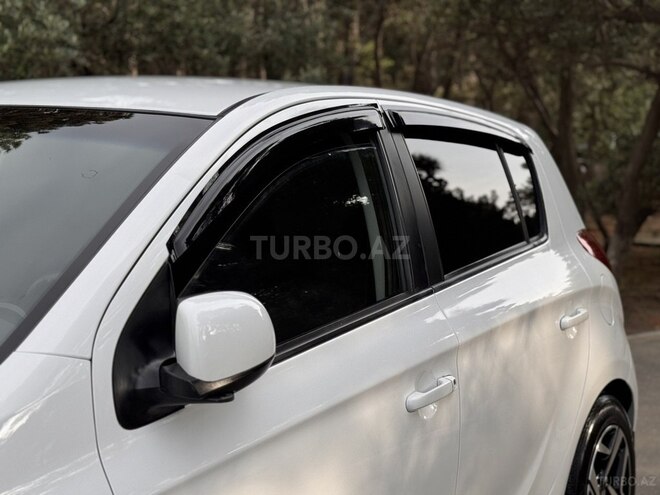Hyundai i20-9