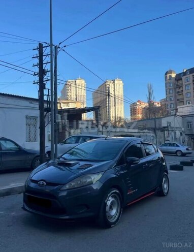 Ford Fiesta-6