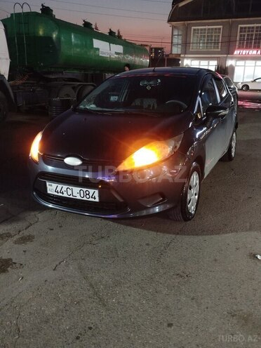 Ford Fiesta-3