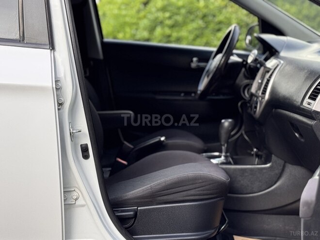 Hyundai i20-14