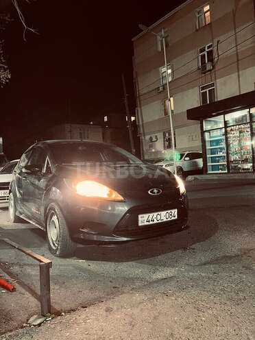 Ford Fiesta-11
