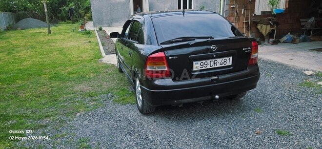 Opel Astra-2