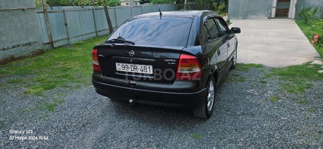 Opel Astra-4