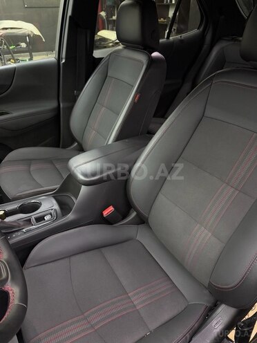 Chevrolet Equinox-7