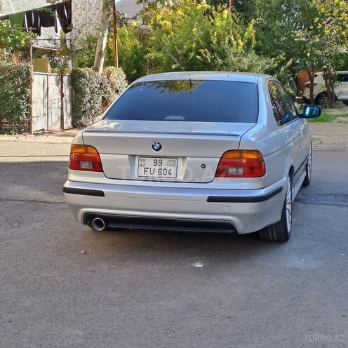 BMW 525-2